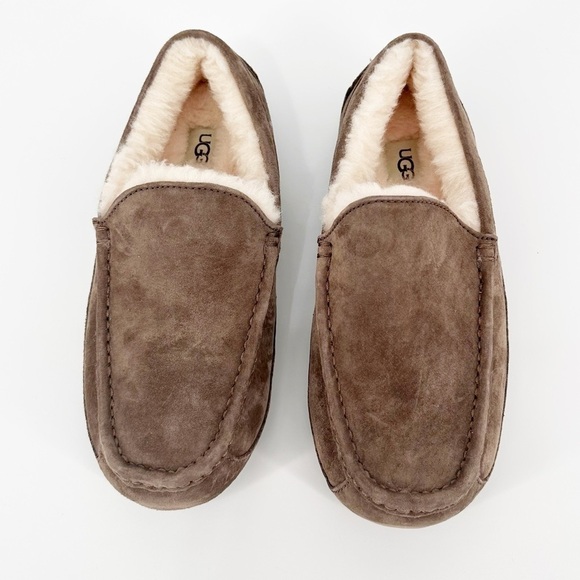 UGG Mens Australia 5775 Ascot Chestnut Brown Suede Sheepskin Slippers Shoes - Picture 2 of 8